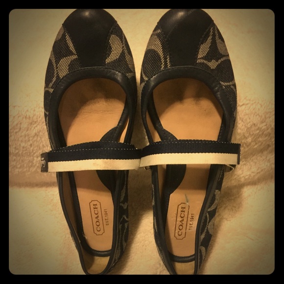 Coach Shoes - 🆑Coach Janey Flats